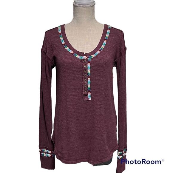 Free People Burgundy Red RAINBOW THERMAL TEE Henley top - Picture 6 of 6